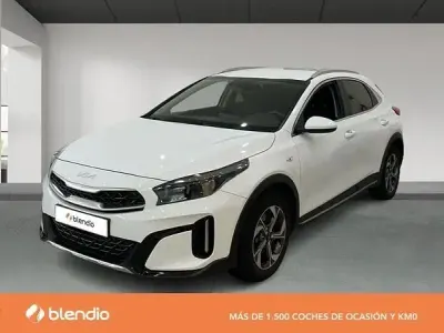 Usado Kia XCeed 100 CV (73 kW) 2023 Blanco SUV