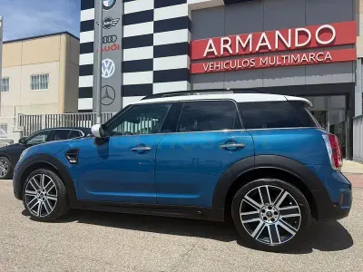 Usado Mini Cooper Countryman 136 CV (100 kW) 2020 Azul SUV