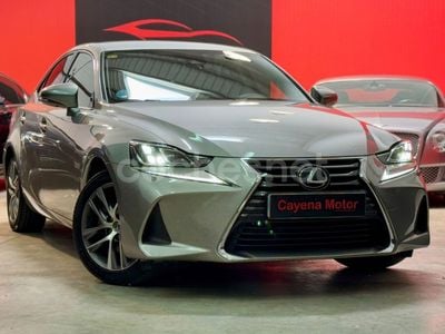 Lexus IS300h
