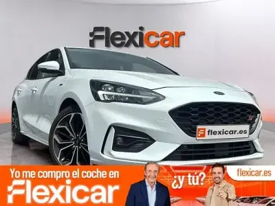 Usado Ford Focus ST-Line 125 CV (91 kW) 2019 Blanco Berlina