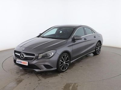 Gris Usado 2014 Mercedes CLA200 Urban Berlina | 17.799 € (Precio justo)