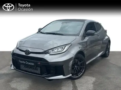 Begagnad Toyota Yaris 276 HK (202 kW) 2024 Grå Halvkombi
