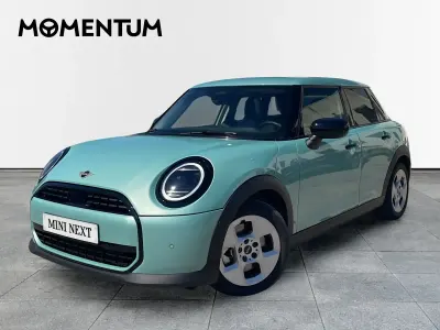Usado Mini Cooper Essential 156 CV (114 kW) 2024 Verde Utilitario