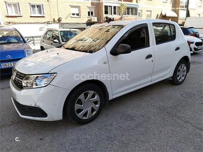 Blanco Usado 2019 Dacia Sandero Acces Berlina | 7000 € (Buen precio)