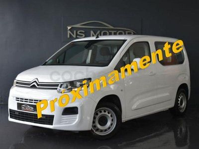 Usado Citroën Berlingo Live 102 CV (75 kW) 2023 Blanco Monovolumen