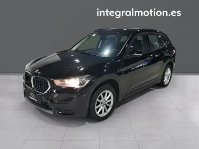 Używany BMW X1 115 KM (84 kW) 2021 Czarny SUV