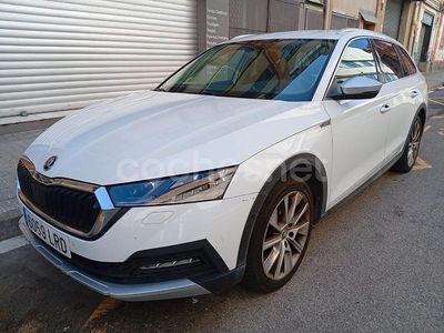 Blanco Usado 2021 Skoda Octavia Familiar | 16.500 € (Buen precio)