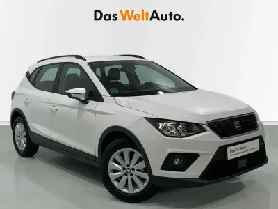 Używany Seat Arona Style 110 KM (80 kW) 2021 Biały SUV