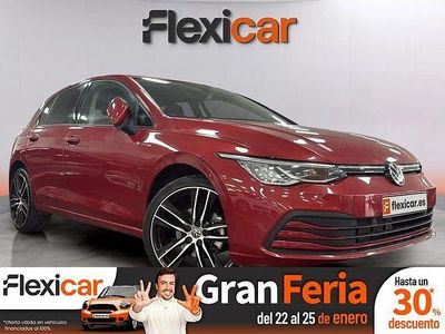 Rojo Usado 2023 VW Golf VIII Life Berlina | 24.990 € (Precio justo)