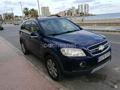 Usado Chevrolet Captiva 150 CV (110 kW) 2007 Azul SUV