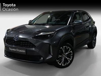 Gris Usado 2022 Toyota Yaris Hybrid Style SUV | 23.800 € (Precio justo)