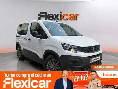 Usado Peugeot Rifter Active 110 CV (80 kW) 2023 Blanco Monovolumen