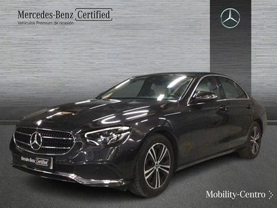 Usado Mercedes E300 Avantgarde 258 CV (189 kW) 2022 Gris selenita Berlina