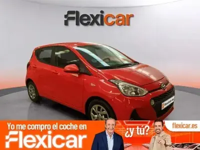Usado Hyundai i10 GO! 66 CV (48 kW) 2018 Rojo Utilitario