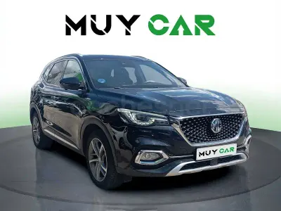 Käytetty MG EHS Comfort 258 HP (189 kW) 2022 Musta Katumaasturi