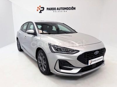 Usado Ford Focus ST-Line 125 CV (91 kW) 2023 Gris / plata Berlina