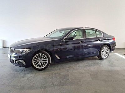 Käytetty BMW 520 Comfort Edition 190 HP (139 kW) 2017 Sininen Sedan