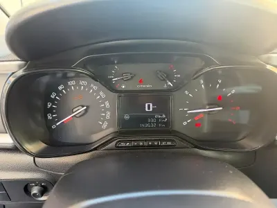 Usado Citroën C3 Feel 99 CV (72 kW) 2019 Azul Utilitario