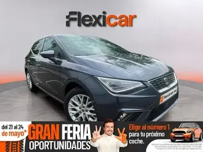 Usado Seat Ibiza XCELLENCE 115 CV (84 kW) 2024 Gris Utilitario