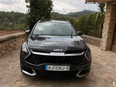 Usado Kia Sportage 230 CV (169 kW) 2023 Gris / plata SUV