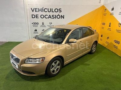 Volvo S40