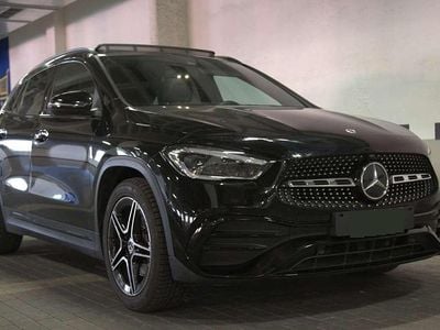 Mercedes GLA220