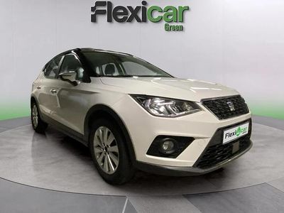 Usado Seat Arona Style 110 CV (80 kW) 2021 Blanco SUV