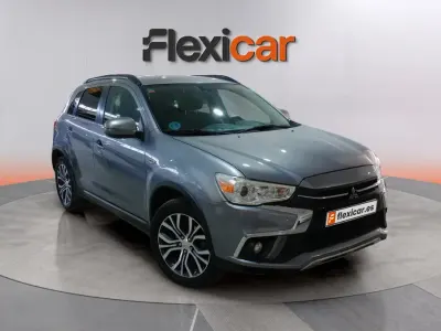 Usado Mitsubishi ASX Motion 114 CV (83 kW) 2018 Gris SUV