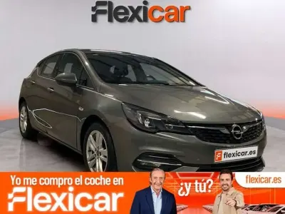 Usado Opel Astra GS Line 131 CV (96 kW) 2020 Gris Berlina