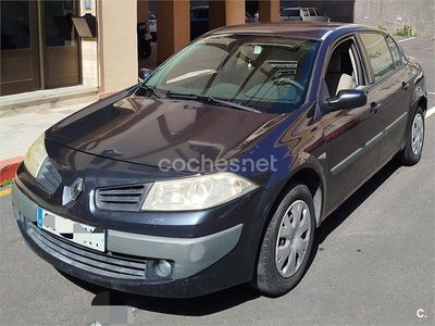 Begagnad Renault Mégane II Dynamique 110 HK (80 kW) 2007 Blå Sedan