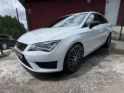 Usado Seat Leon CUPRA 290 CV (213 kW) 2016 Blanco Familiar