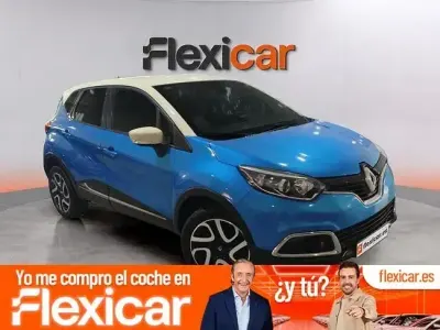 Usado Renault Captur Intens 90 CV (66 kW) 2016 Azul SUV
