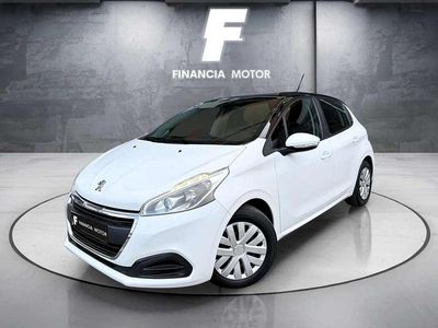 Usado Peugeot 208 Style 100 CV (73 kW) 2016 Blanco Utilitario