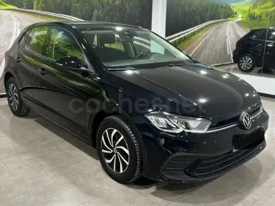 Usado VW Polo 95 CV (69 kW) 2022 Negro Utilitario