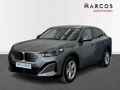 Gris Usado 2025 BMW iX2 Comfort Edition SUV | 45.800 € (Precio justo)