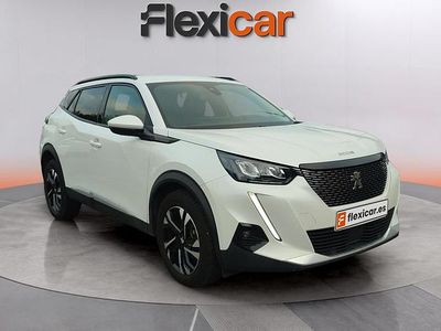 Usado Peugeot 2008 Active 110 CV (80 kW) 2020 Blanco SUV