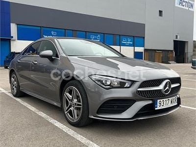 Gris / plata Usado 2023 Mercedes CLA250e Berlina | 35.500 € (Buen precio)