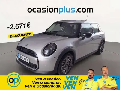 Usado Mini Cooper Essential 156 CV (114 kW) 2024 Gris Utilitario