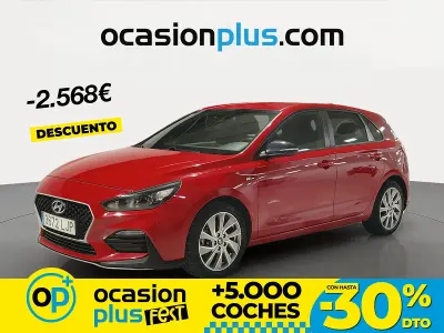 Usado Hyundai i30 N Line 120 CV (88 kW) 2020 Rojo