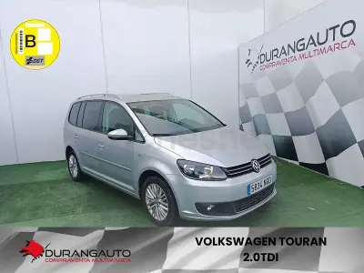 Usado VW Touran Advance 140 CV (102 kW) 2014 Gris / plata Monovolumen