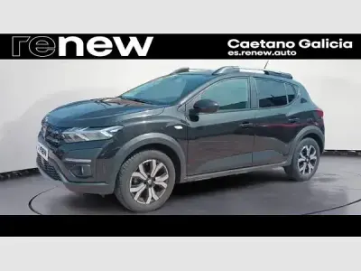 Usado Dacia Sandero Comfort 101 CV (74 kW) 2022 Negro Berlina