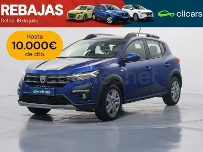 Usado Dacia Sandero Comfort 101 CV (74 kW) 2022 Azul Berlina