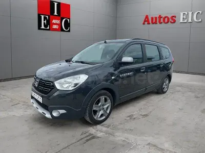 Usado Dacia Lodgy Stepway 107 CV (78 kW) 2018 Gris / plata Monovolumen