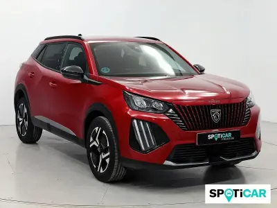 Usado Peugeot 2008 Allure 102 CV (75 kW) 2024 Rojo SUV