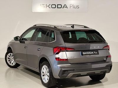 Usado Skoda Kamiq Selection 115 CV (84 kW) 2024 Gris / plata SUV