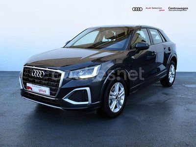 Gris / plata Usado 2024 Audi Q2 Advanced Plus SUV | 33.900 €
