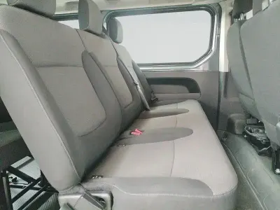 Usado Renault Trafic 150 CV (110 kW) 2024 Gris Monovolumen