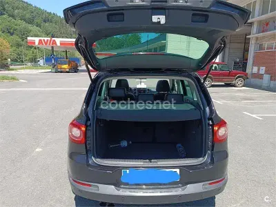 Usado VW Tiguan Advance 140 CV (102 kW) 2010 Negro SUV