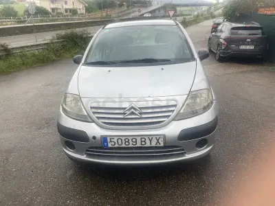 Käytetty Citroën Saxo 58 HP (42 kW) 2001 Harmaa Viistoperä