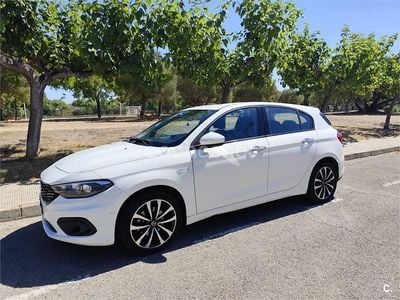 Usado Fiat Tipo Lounge 95 CV (69 kW) 2016 Blanco Berlina